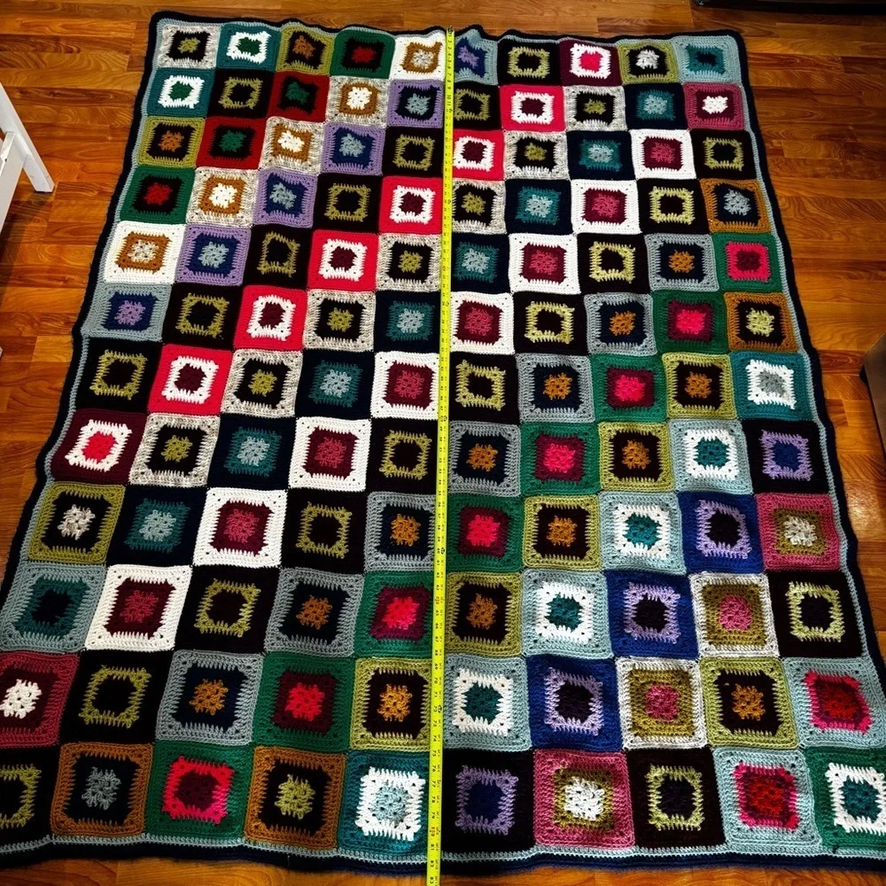 Beautiful Handmade Tightly Knit Granny Stitch Afghan 82” x 65” 120 Square 5 LBS!